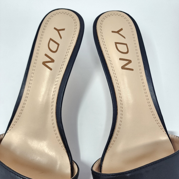YDN Black Kitten Heels - Picture 5 of 10